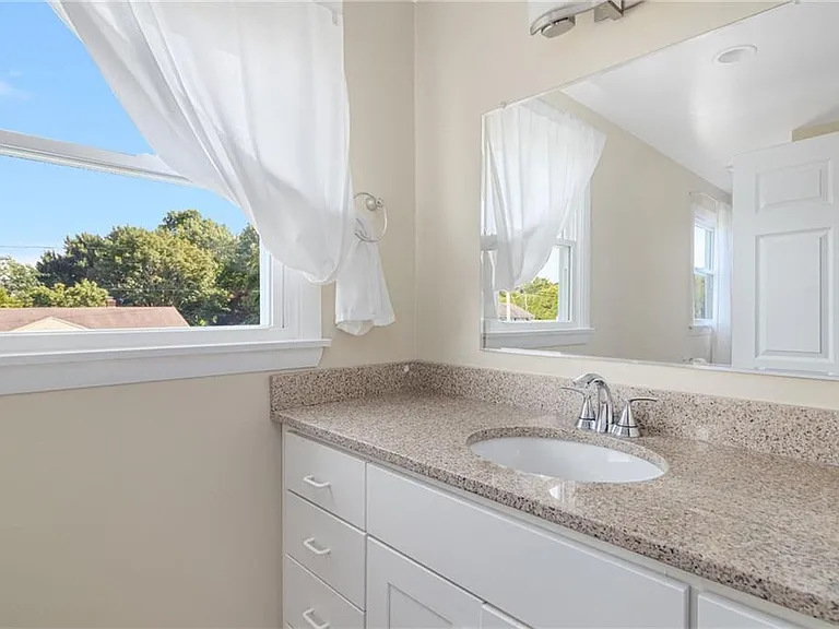 9 Chestnut Hill Rd #B — Photo 23