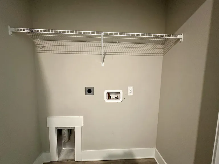 215 Date Palm Ln — Photo 21