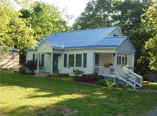 1461 Northview Church Rd, Sandy Ridge, NC 27046