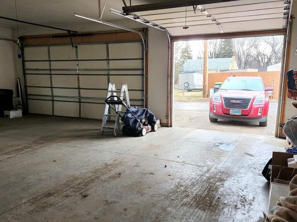 2nd image of 1204 N 4th St #1/2