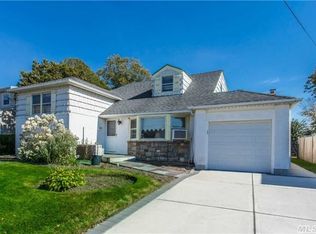 3245 Oceanside Rd, Oceanside, NY 11572