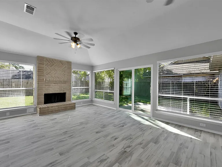 2306 Piddler Dr — Photo 16