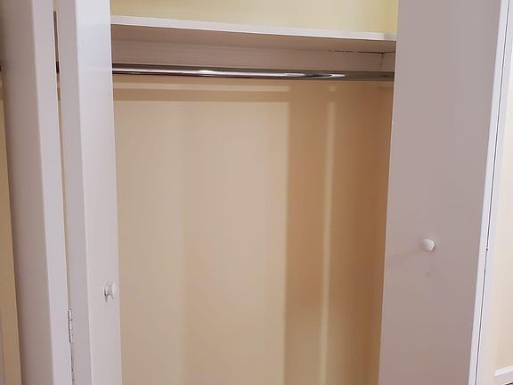5th image of 451 Revere Ave #B