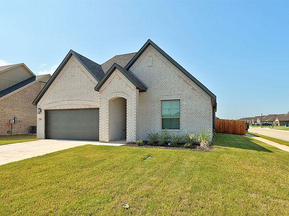 2nd image of 500 Murray Ct
