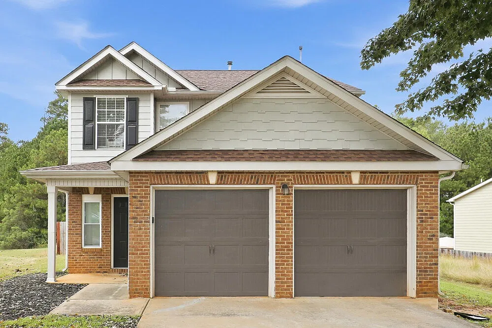 3 bed, 2.5 bath, 1684 sqft, $1,980 — Photo 1