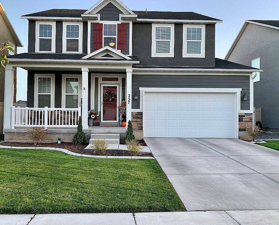 1st image of 257 E Verano Way
