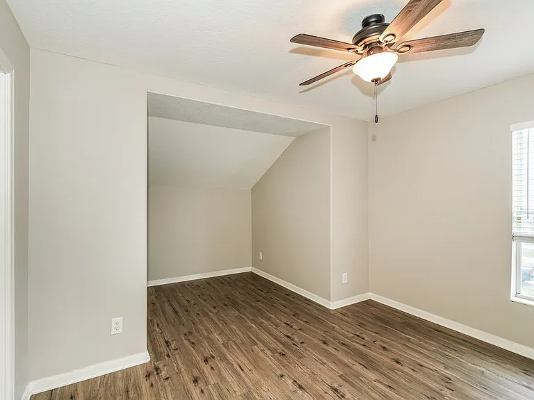 8574 Deer Chase Dr — Photo 14