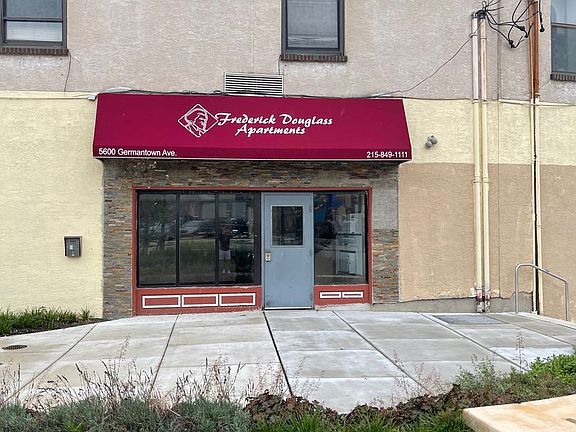 5th image of 5600 Germantown Ave #25