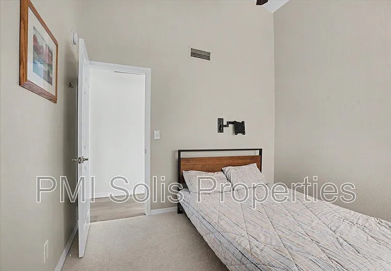 10198 E San Salvador Dr — Photo 15