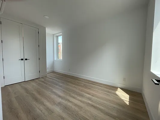 Rented by Ankor Management | media 20