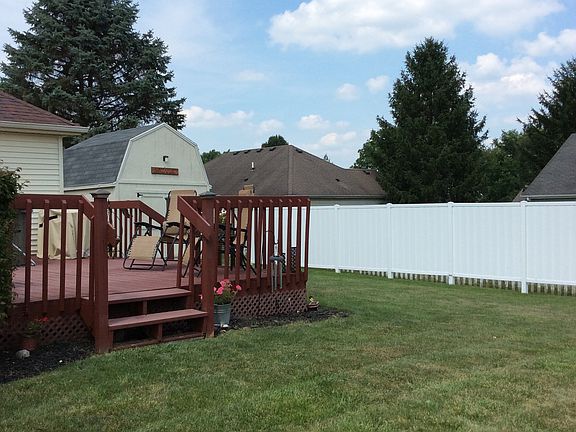 5th image of 2323 Parkdale Dr