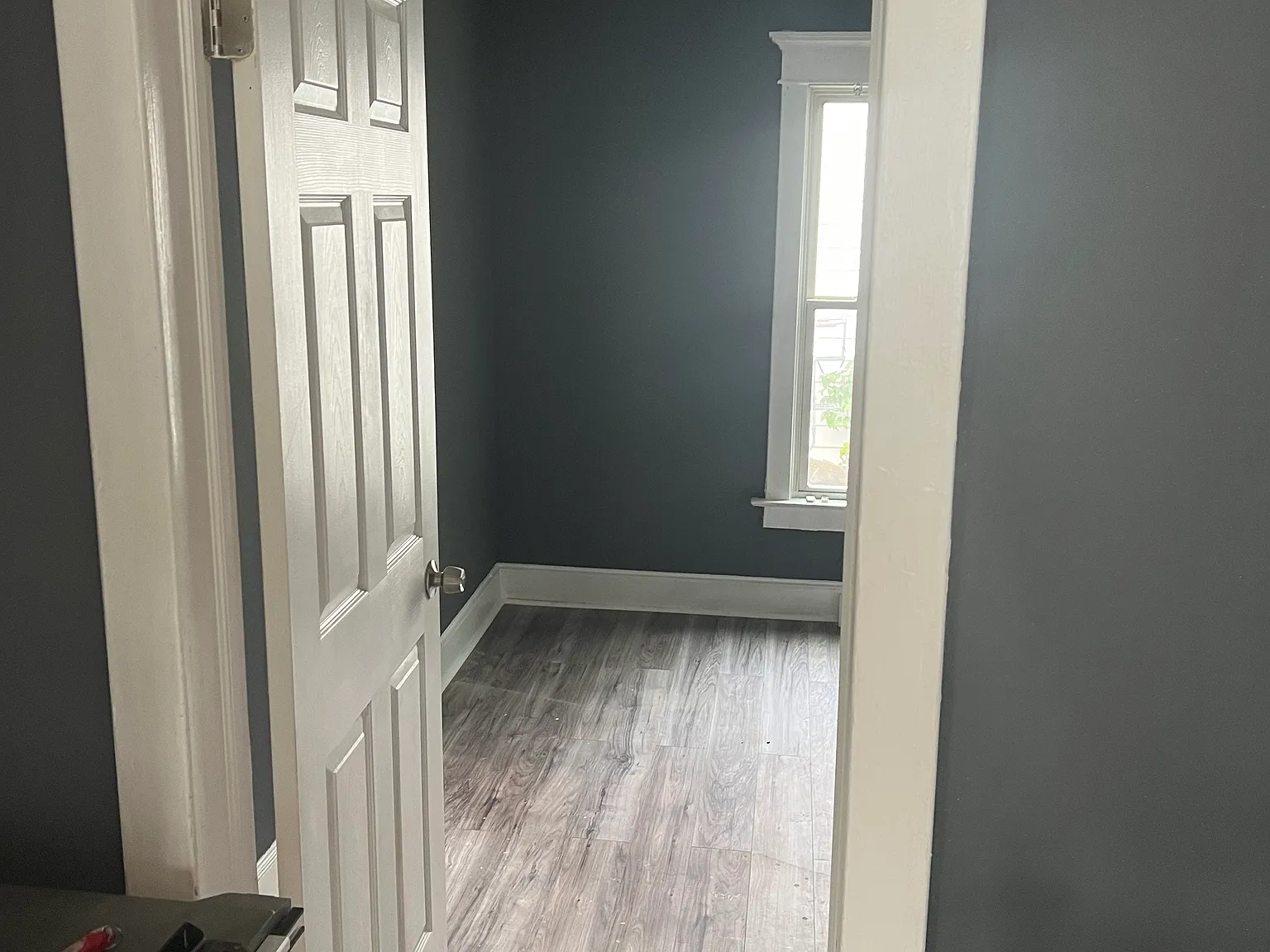 3 bed, 1100 sqft, $1,700 — Photo 2