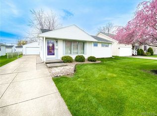 295 Faraday Rd, Buffalo, NY 14223