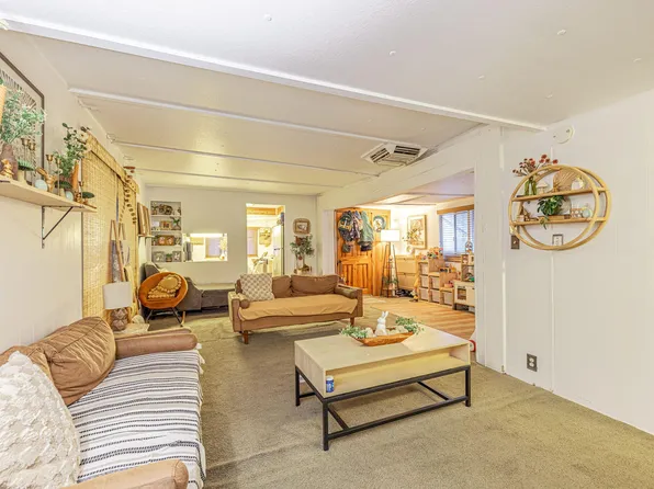 1304 E I Ave #32, Lancaster, CA 93535