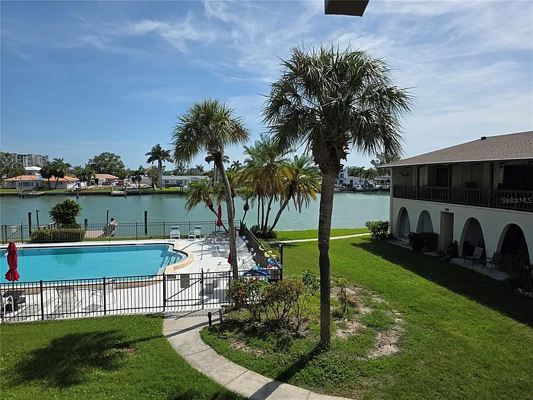 507 Plaza Seville Ct #514 — Photo 43