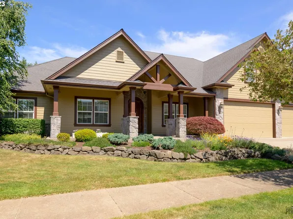 2661 Chesapeake Dr, Eugene, OR 97408