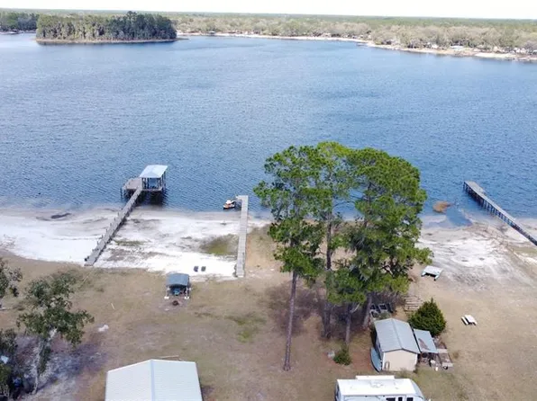 10915 NE 222nd St, Fort Mc Coy, FL 32134