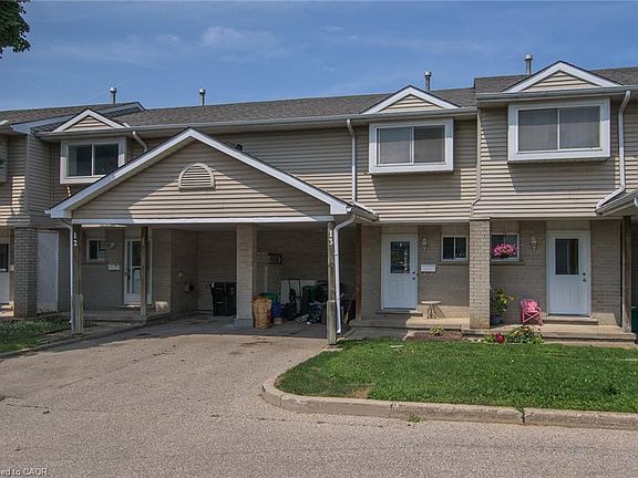 2nd image of 125 Sekura Cres #13