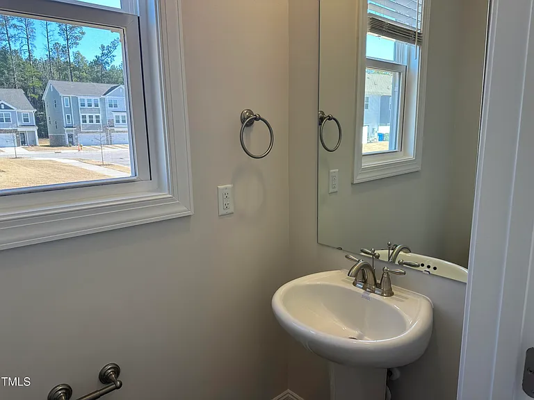 5300 River Reach Dr — Photo 11