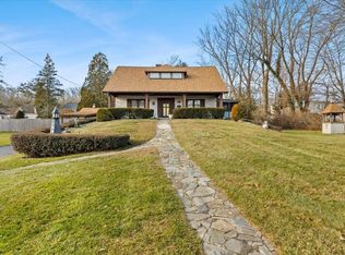 15 Seaview Ave, Swansea, MA 02777