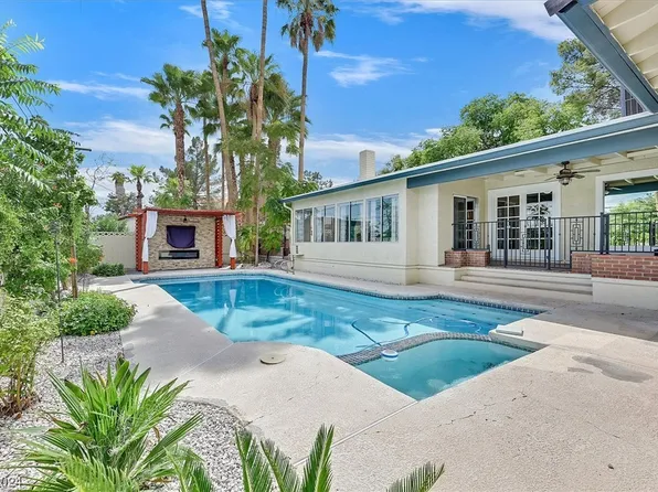 1301 Eaton Dr, Las Vegas, NV 89102