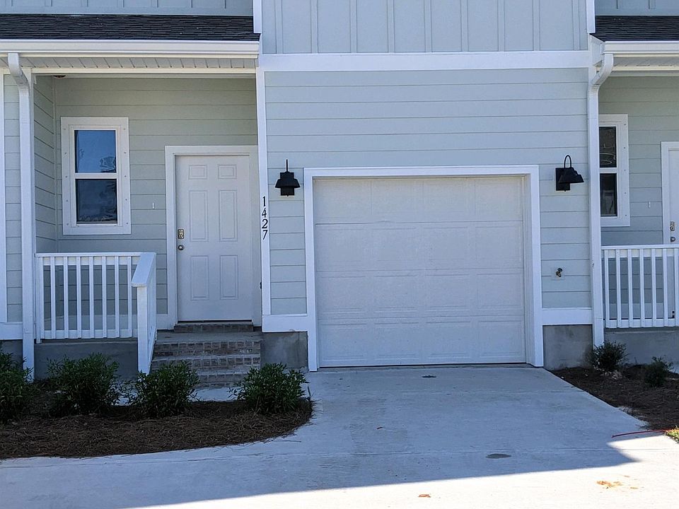 1st image of 1427 Iroquois Dr