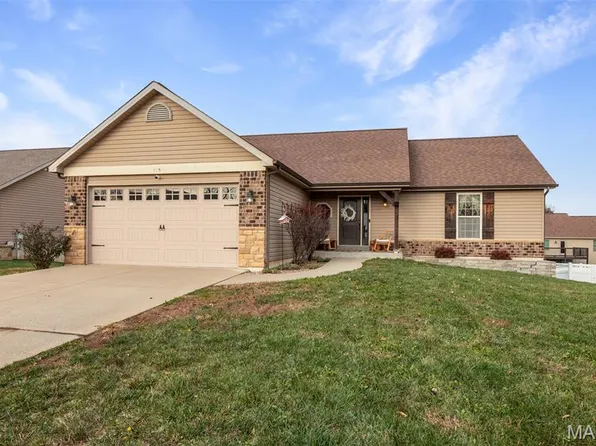 155 Quail Creek Dr, Wright City, MO 63390