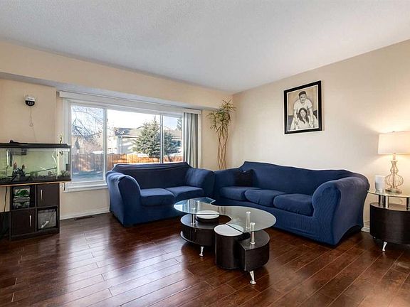 3rd image of 150 N Martinbrook Rd NE