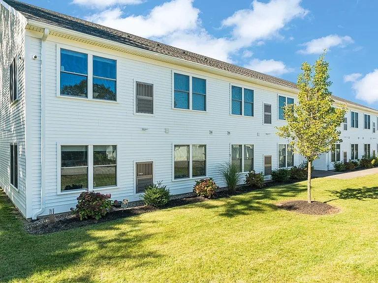 6 Paul Francis Way — Photo 10