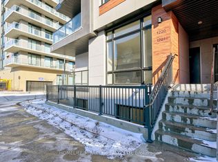 8 David Eyer Rd #1221, Richmond Hill, ON L4S 0N3