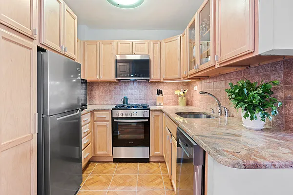 Sold by Douglas Elliman | media 3
