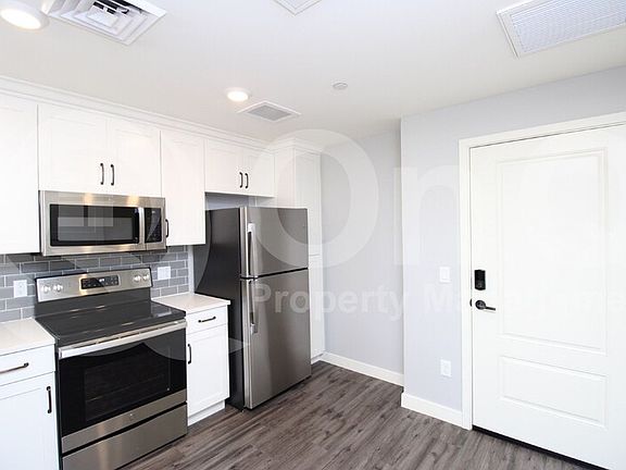 3rd image of 475 N 9th St #202