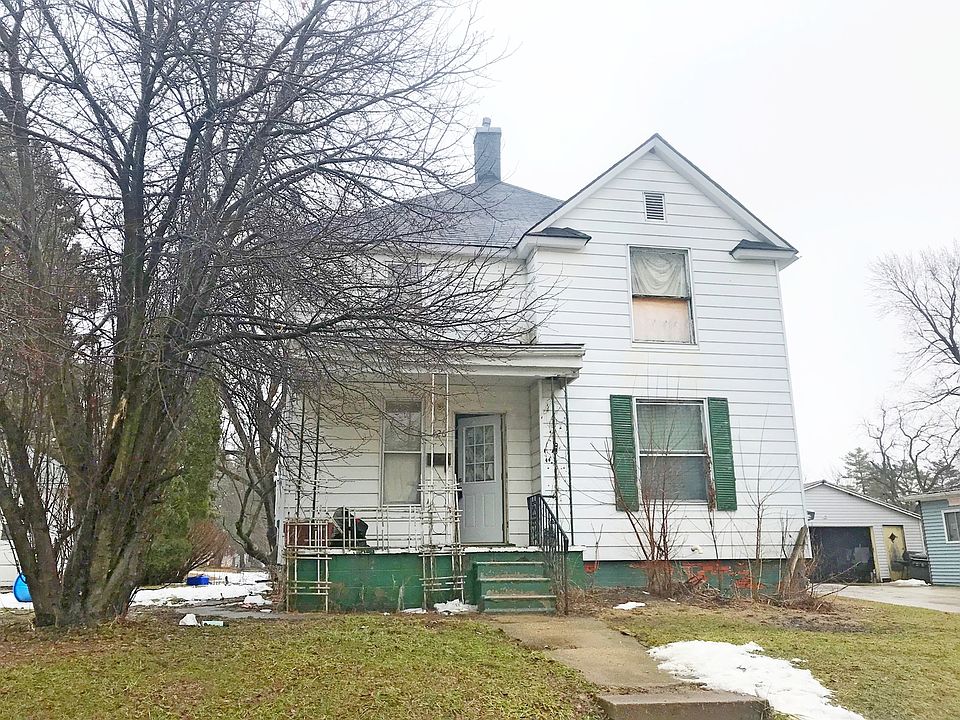 1st image of 126 S Grace Ave