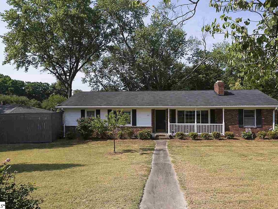 1st image of 100 Longwood Dr