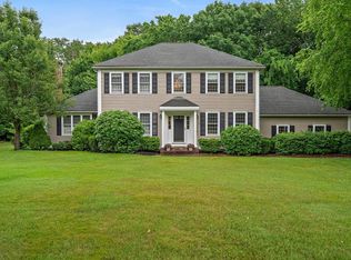 5 Hazelwood Dr, Pembroke, MA 02359