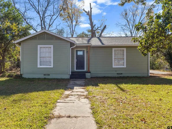 402 Gay Ave, Palestine, TX 75801