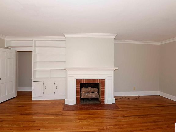 3rd image of 115 Mimosa Ln