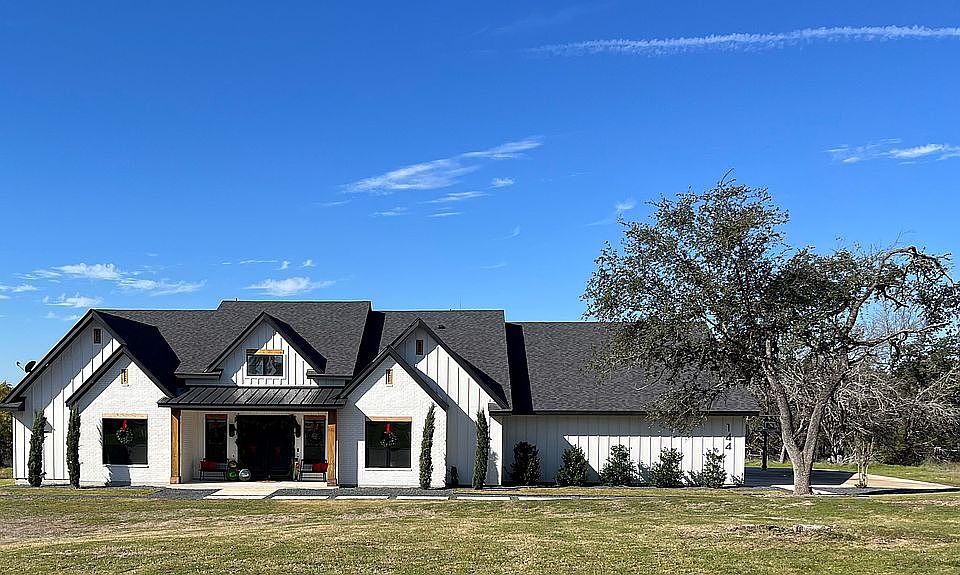1st image of 144 Tambra Lea Ln