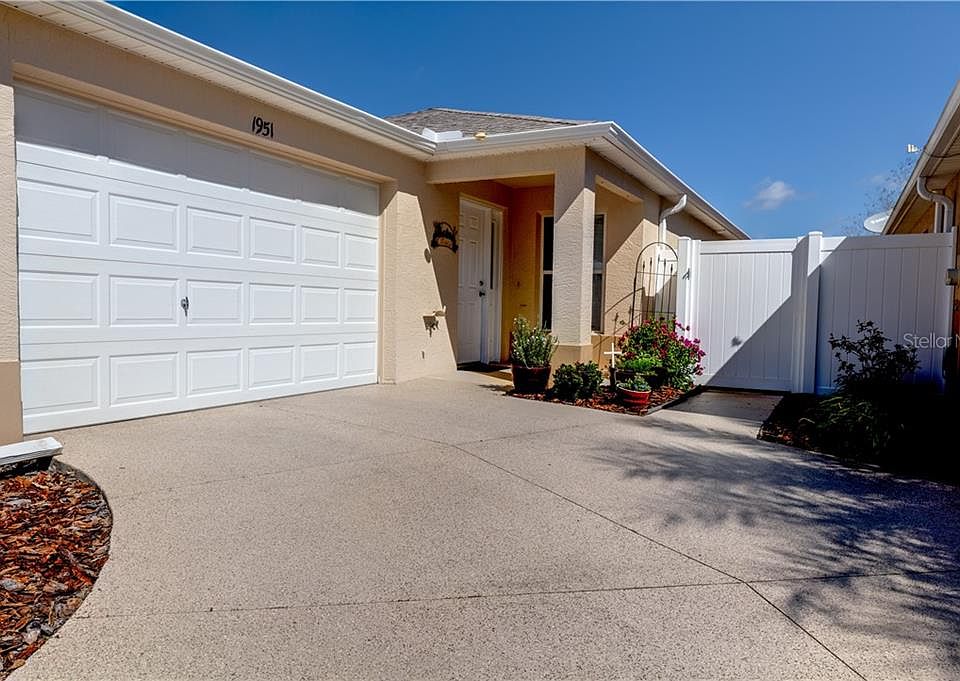 1st image of 1951 Fairwinds Pl #814