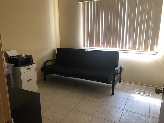 5th image of 204 4th St SE Unit A6