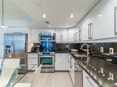 1035 West Ave APT 705, Miami Beach, FL, 33139