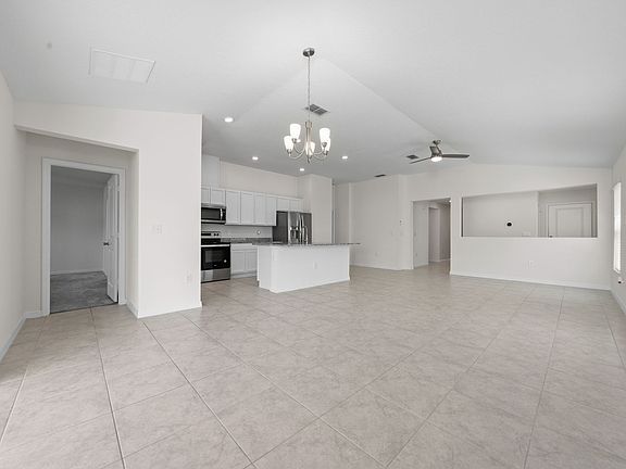 4th image of 9061 Oscraft Dr