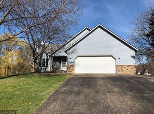 9508 Ranchview Ln N, Maple Grove, MN 55369