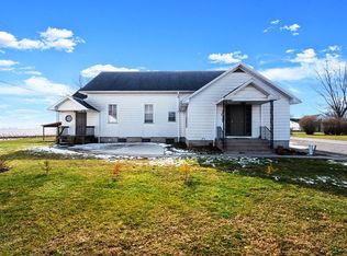 3017 W Yoder Rd, Yoder, IN 46798