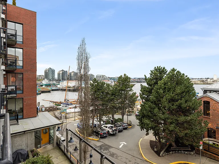 409 Swift St #0 — Photo 11