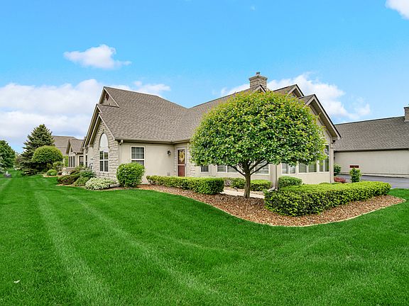2nd image of 18202 Murphy Cir #18202