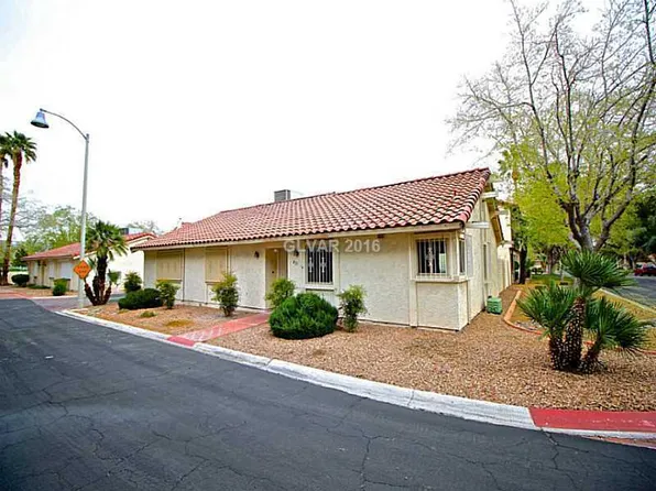 833 Spyglass Ln, Las Vegas, NV 89107