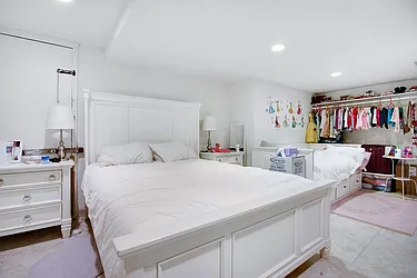 Rented by LG Fairmont Group