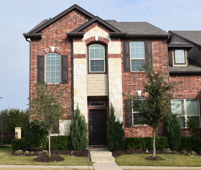1st image of 8776 Iron Horse Dr