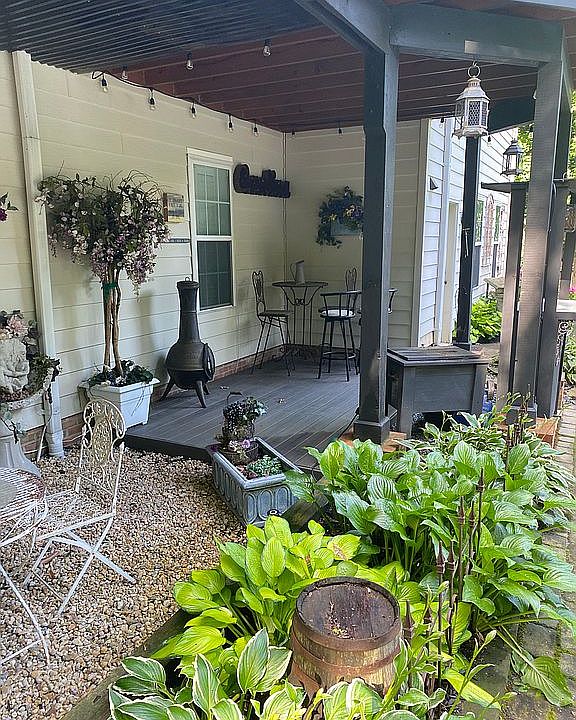 Deck Behind Outside Bar